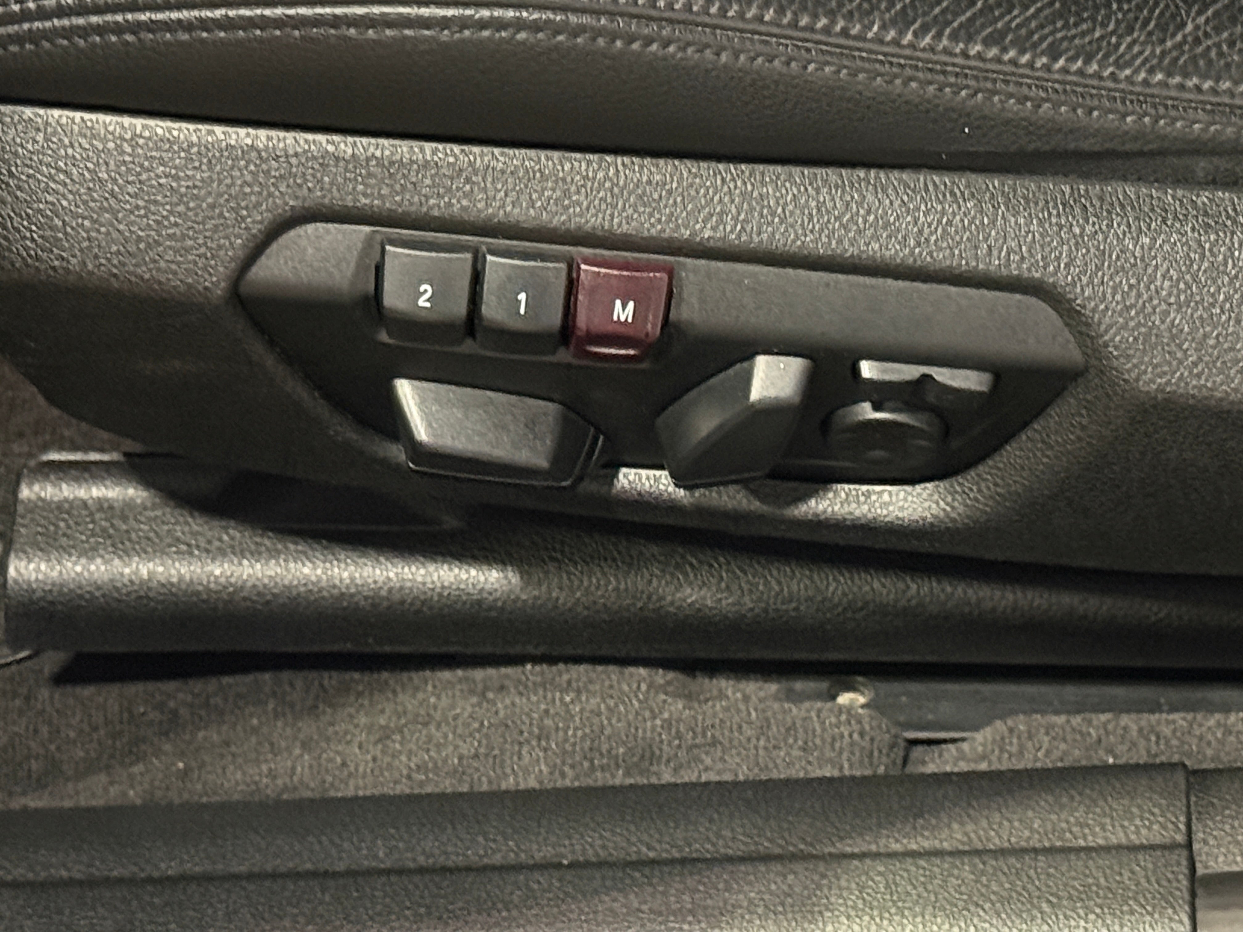 bmw 3 series 2014 WBA3A9C59EF686322 image bmw 3 series 2014 WBA3A9C59EF686322 image